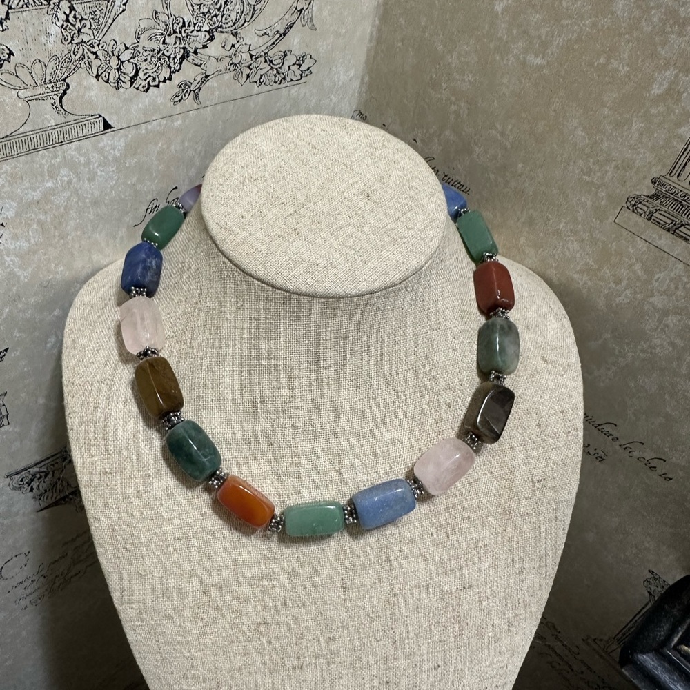 Multicolor rock necklace